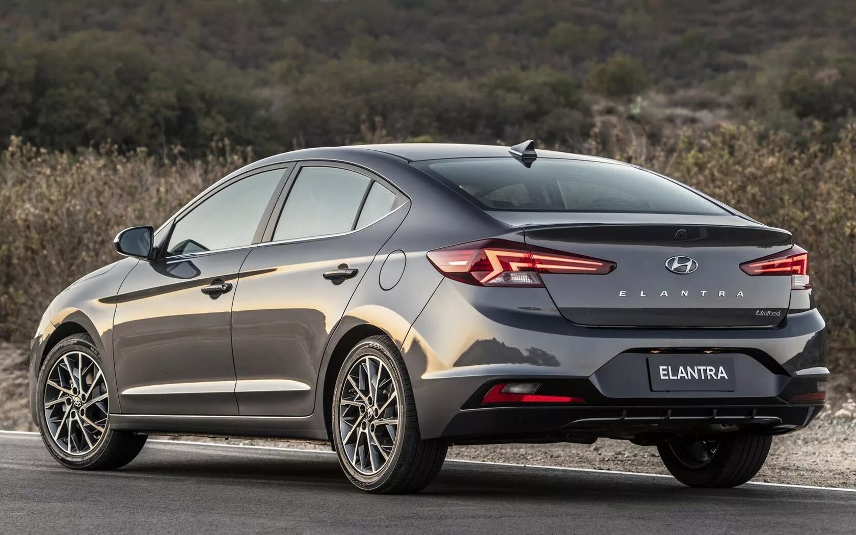 Hyundai elantra. Новая Хендай Элантра 2019. Hyundai Elantra 2020. Hyundai Elantra 2020 новая. Honda Elantra 2019.