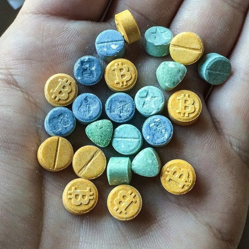 Xanax 2mg. Экстази 360мг. Наркотические таблетки названия. Лсд, мдма экстази. Мдма экстази.