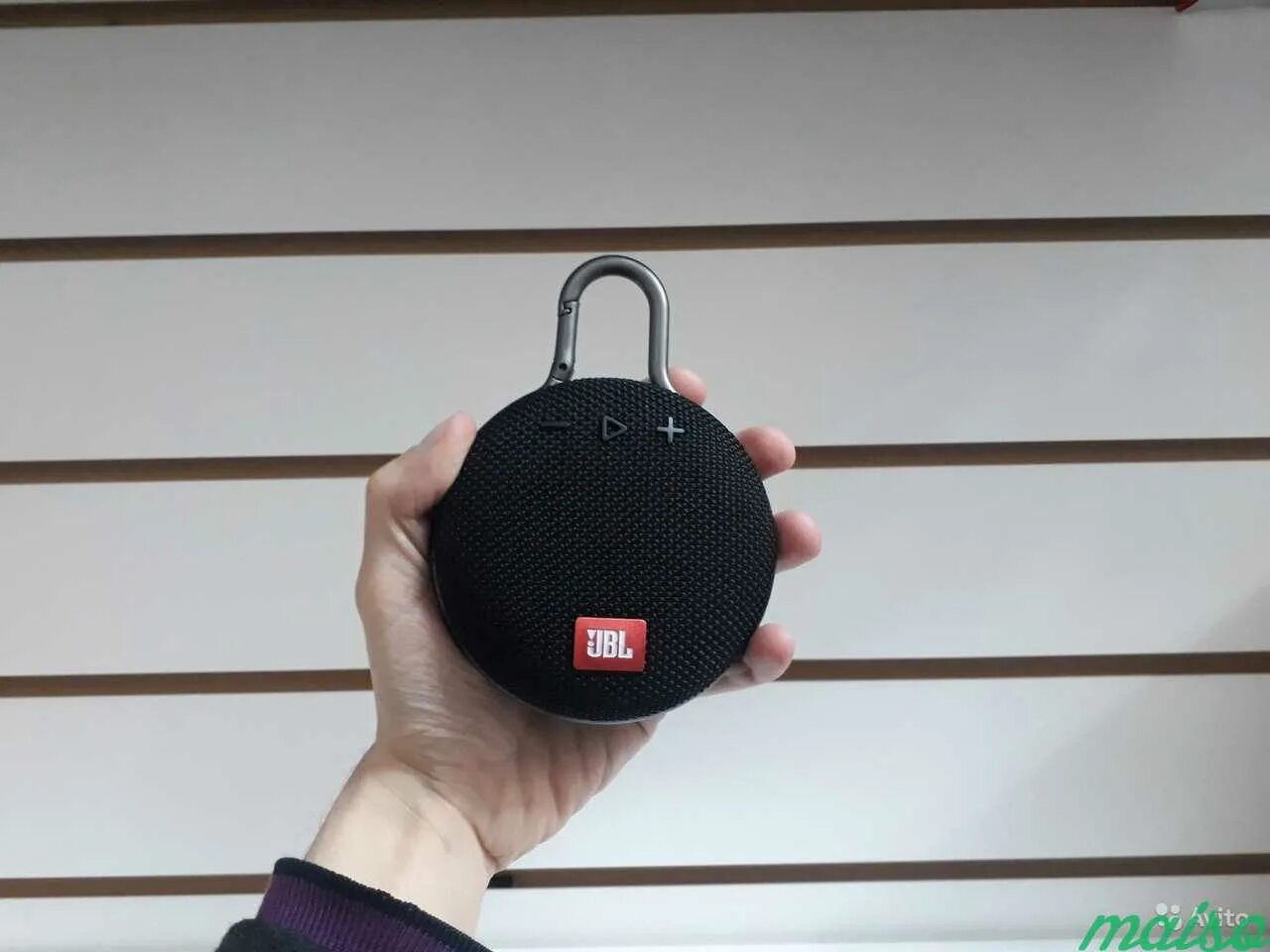 Колонка jbl clip 3. JBL clip 3. JBL clip 3 3.3 Вт. JBL clip 3 rav4. Портативная колонка JBL clip 3.