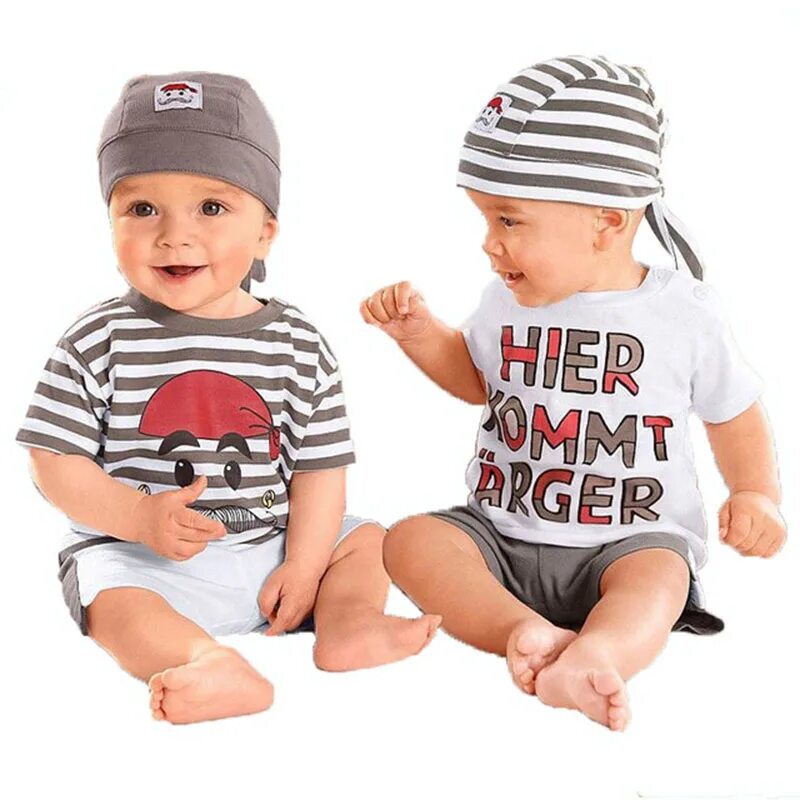 одежда для малышей до года. детский одежда. одежда для новорожденных. яркая детская одежда. одежда для детей.