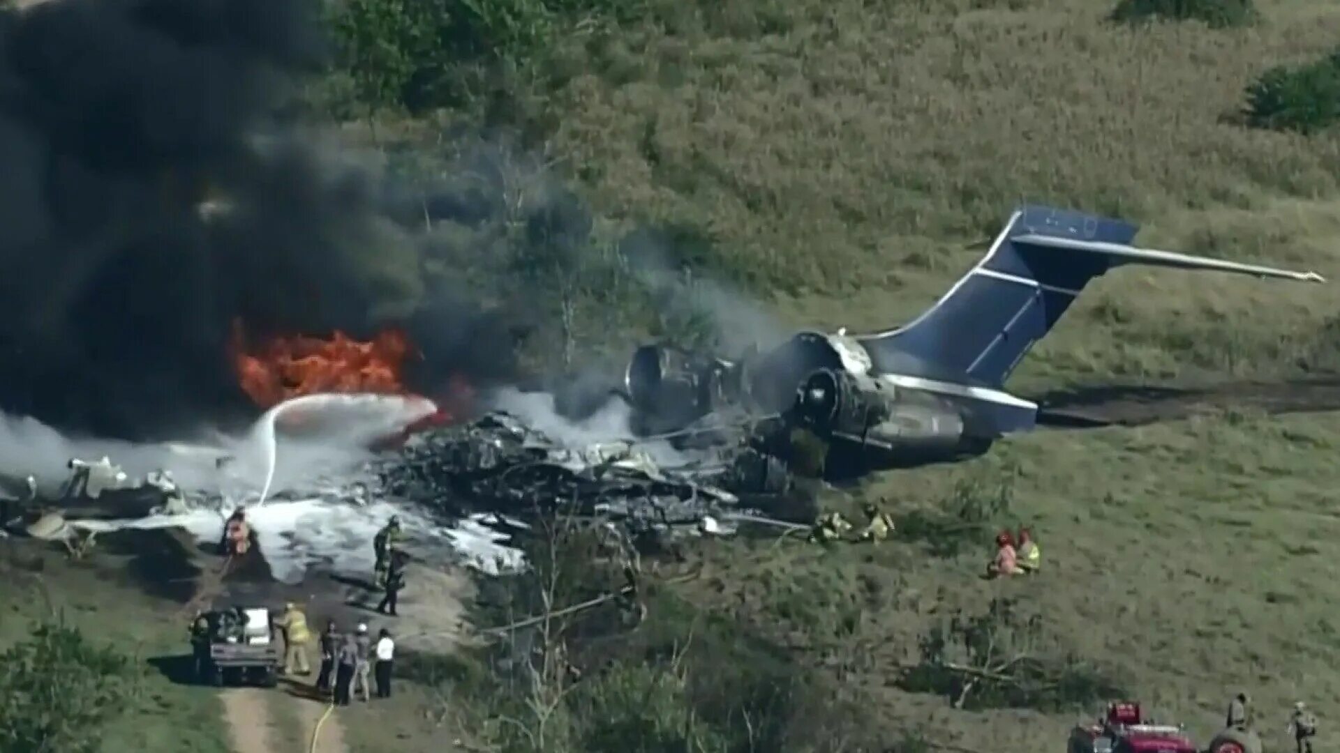 Где потерпел крушение. Крушение самолет plane (2023). Авиакатастрофа ДС 10 В Техасе авиакомпании Дельта.
