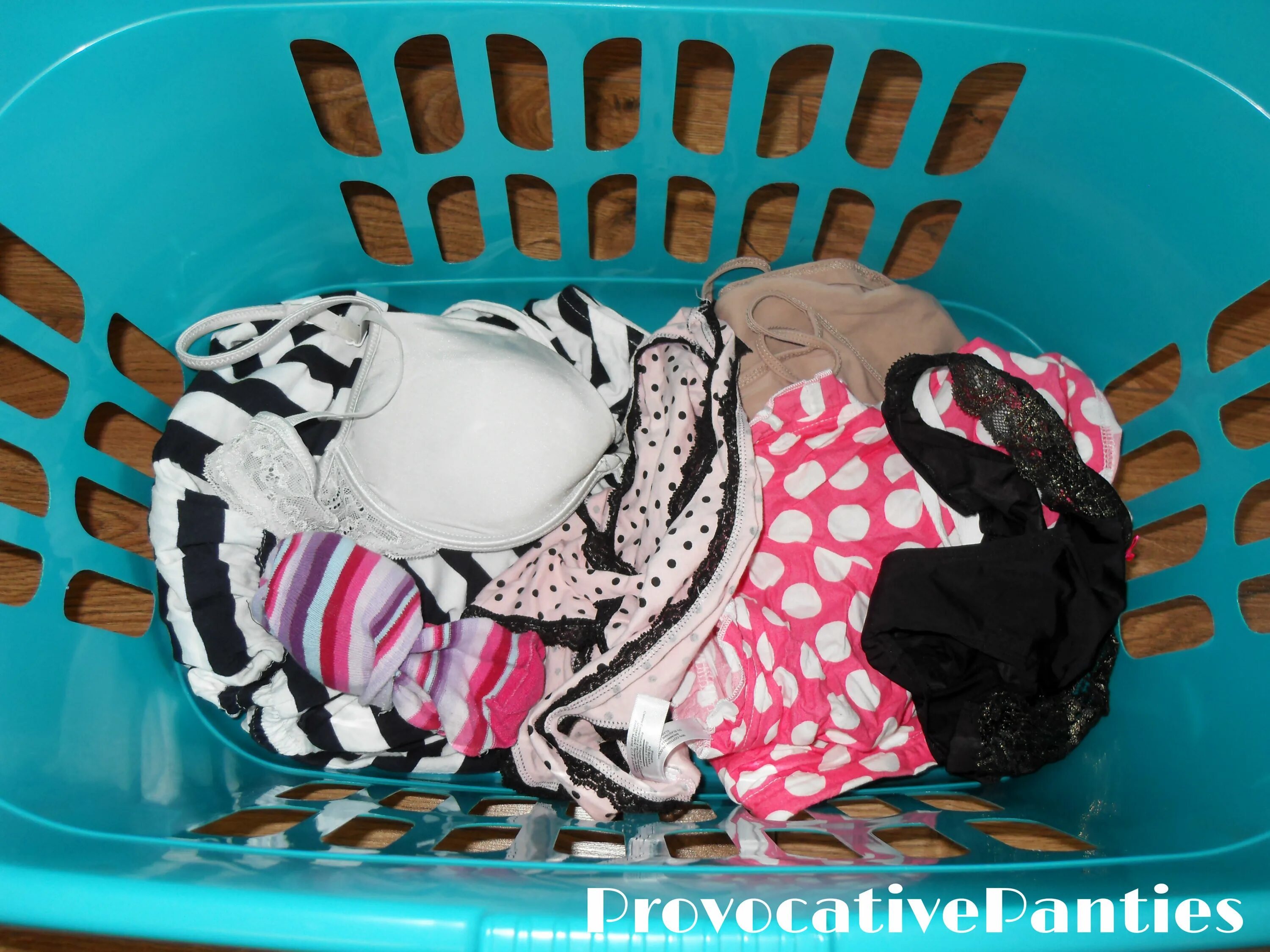 Smelly knickers. Worn panties. Dirty underpants. Фотогалерея женские dirty panties. Used panty 10age.