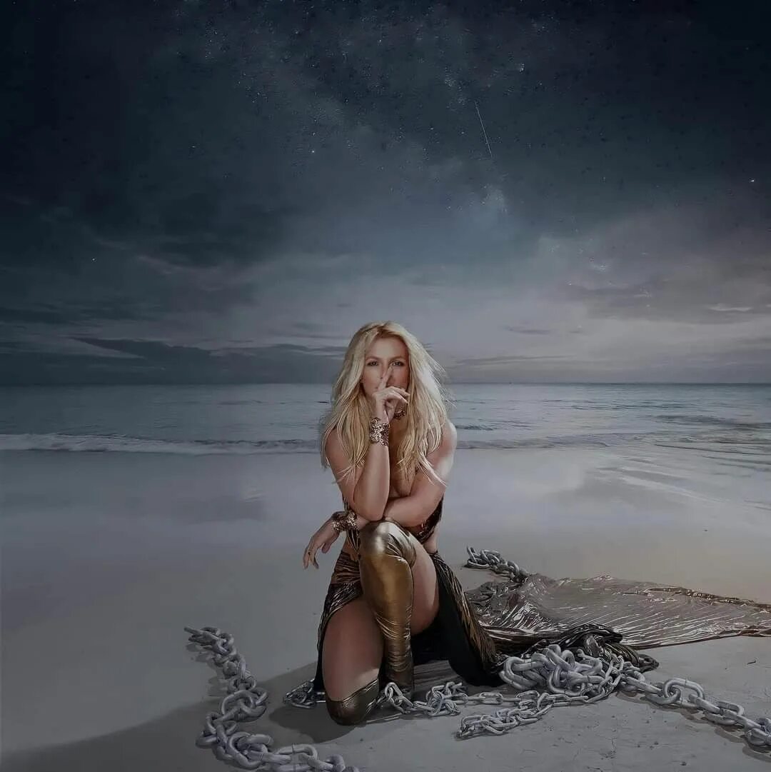 Swim песня. Glory бритни спирс. britney spears glory 2025 обложка. britney spears swimming. britney spears glory album.