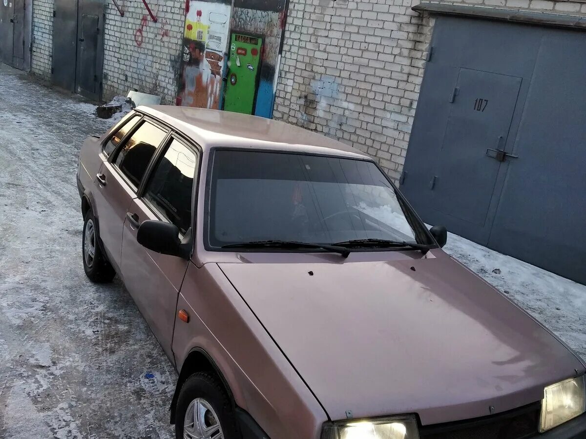 Ваз 99 инжектор 1999 года. Движок ваз 21099 инжектор. Ваз 2109 инжектор. Инжекторная 99. Движок ваз 21099 инжектор.