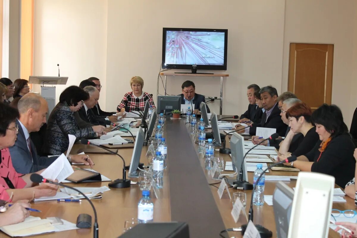 бурятская нии. сайт минобразования бурятия. бурятии. логотип министерства образования бурятии. министр образования и науки республики бурятия жалсанов.