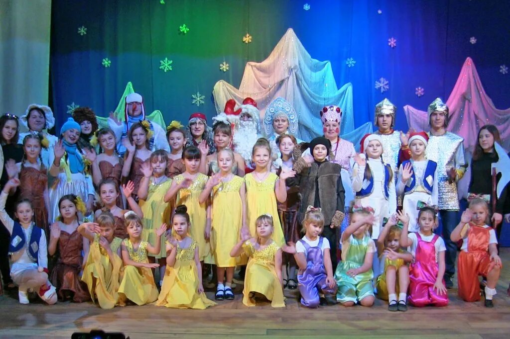 содержание занятий театрального кружка в доме культуры. школьный драмкружок. план работы школьного театрального кружка. тема занятий театрального кружка в доме культуры. театральный кружок в доме культуры.