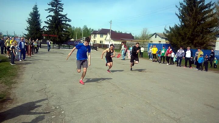 эстафеты с мячом для дошкольников. борское эстафета к юбилею победы 69 лет. 92-я легкоатлетическая эстафета на призы краевой газеты «звезда». эстафета с обручами для школьников.