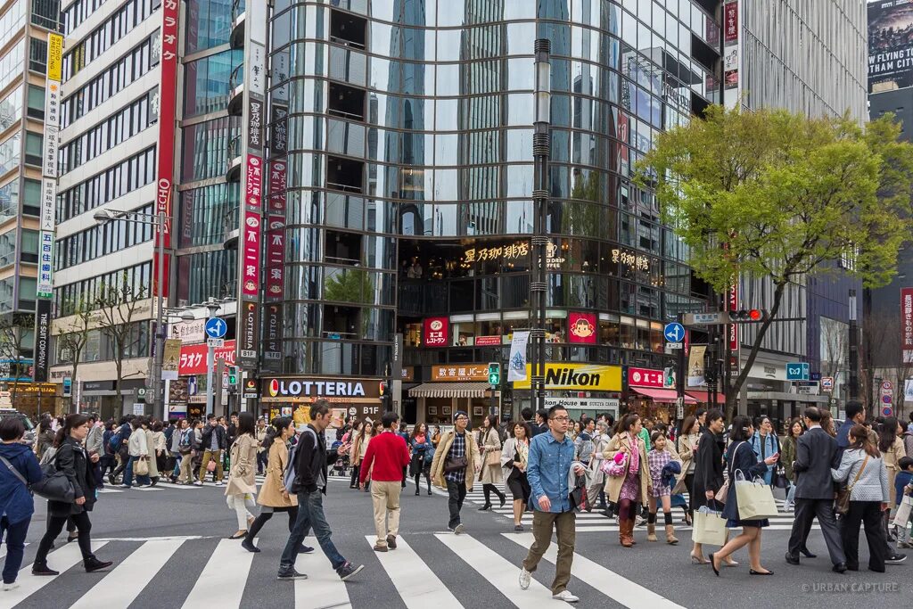 Ginza tokyo. Квартал Гиндза в Токио. Гинза Япония Токио. Район Гинза в Токио. Улица Гинза в Токио.