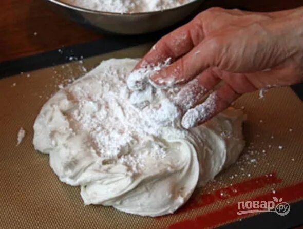 Мастика для торта. Украшения из мастики для торта. Сырцовая мастика. Сырцовая мастика. Рецепт голубой мастики.