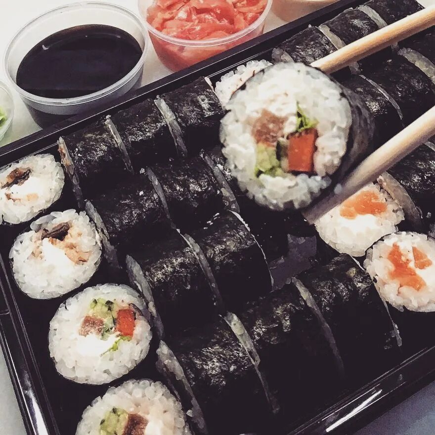 Роллы туапсе. Васаби туапсе. японская кухня туапсе. роллы туапсе доставка.