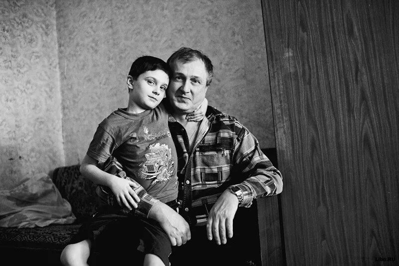 Отцовство фото. Отец одиночка картинки. Родители одиночки. Отец одиночка шон. Одинокие отцы.