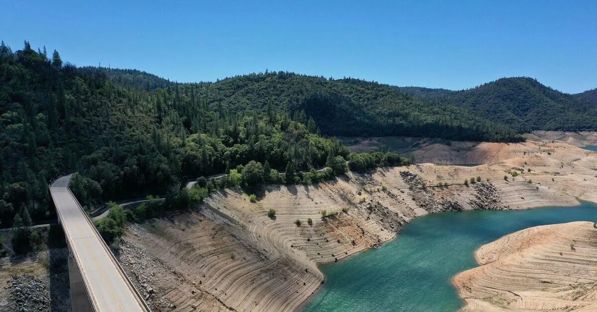 Оровилл (Калифорния). Озеро Оровилл Калифорния. Оровилл (водохранилище). Оровилл (Калифорния) 2023.