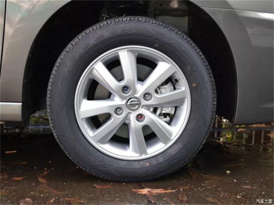 Литой диск на nissan tiida 2008 r15. Диски тиида 15. Литые диски ниссан тиида r15. Литые диски ниссан тиида r15. Диски тиида 15.