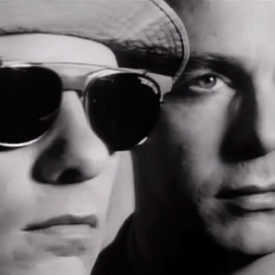 Pet shop boys Chris Lowe. Pet shop boys being boring. Солист пет шоп бойс. Pet shop boys Paninaro.