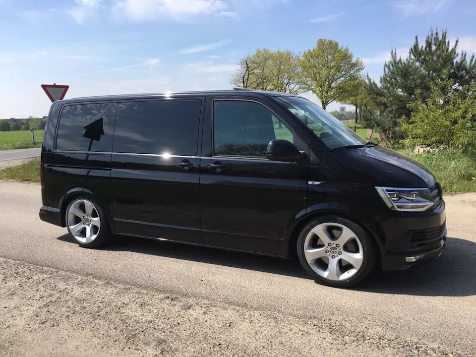 Диски транспортер т5. Volkswagen t5 колеса r17. Volkswagen Transporter t5 диски. Фольксваген т5 на литых дисках. VW t5 стиль t6.