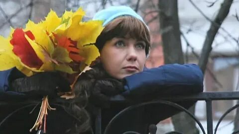 Слабая женщина ютуб