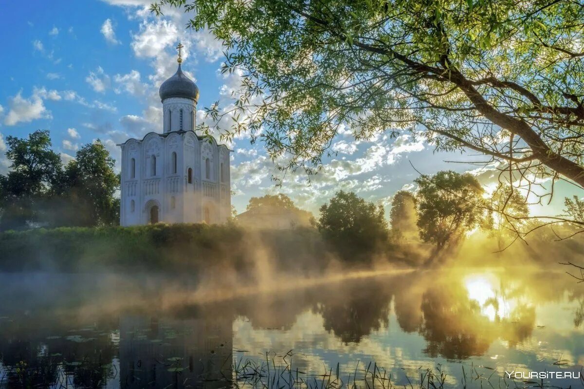Покров маленькая. Храм на нерли. храм покрова на нерли в киеве. церковь покрова на нерли боголюбово. церковь покрова богородицы на нерли около владимира россия.