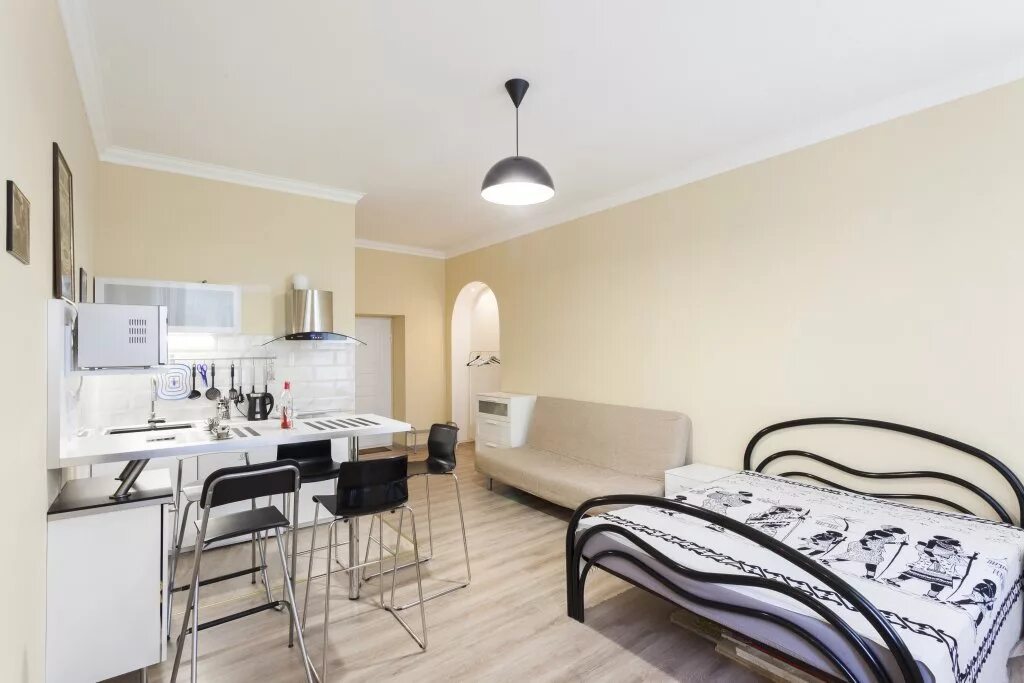 Студия красоты for you спб. 4 hands студия маникюра. Студия маникюра 40кв. Banda panda интернет кафе. Парикмахерская pmstudio спб.