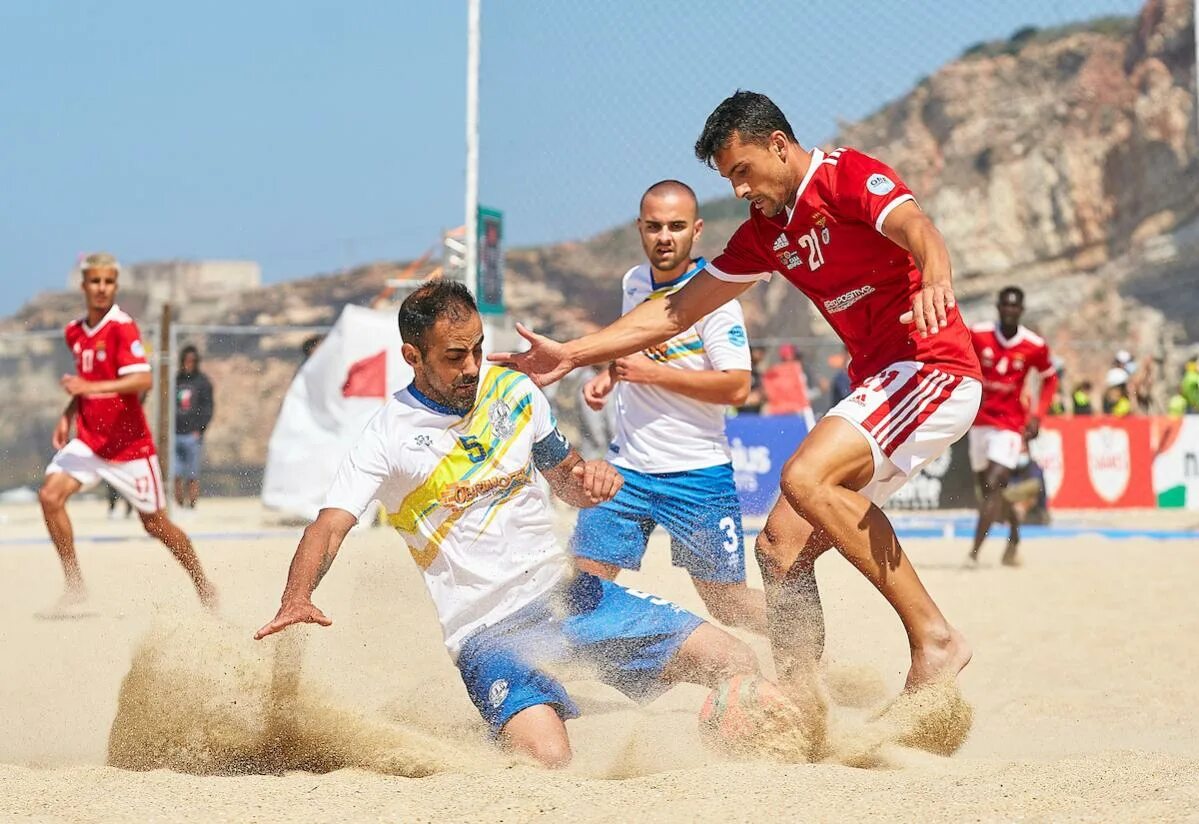 Beach soccer world. Пляжный футбол. Футбол на пляже. Футбол на песке. Море пляжный футбол.