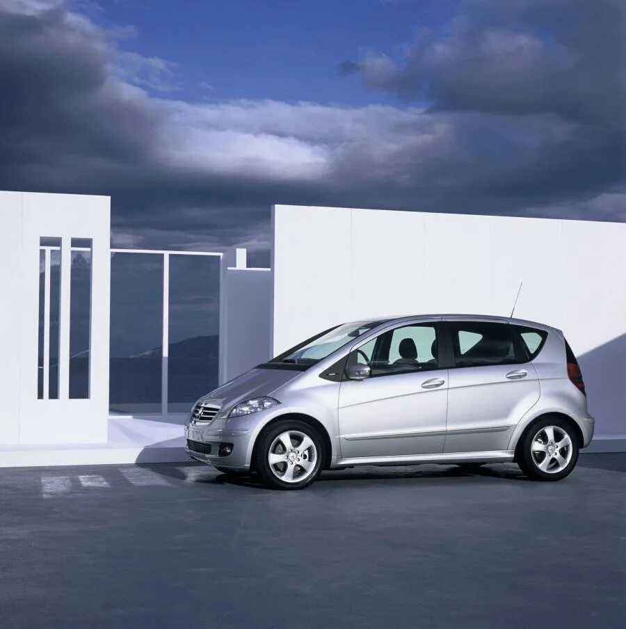 Class b car. Mercedes benz 200. mercedes-benz a-class 2005. машины b класса. мерседес с класс.