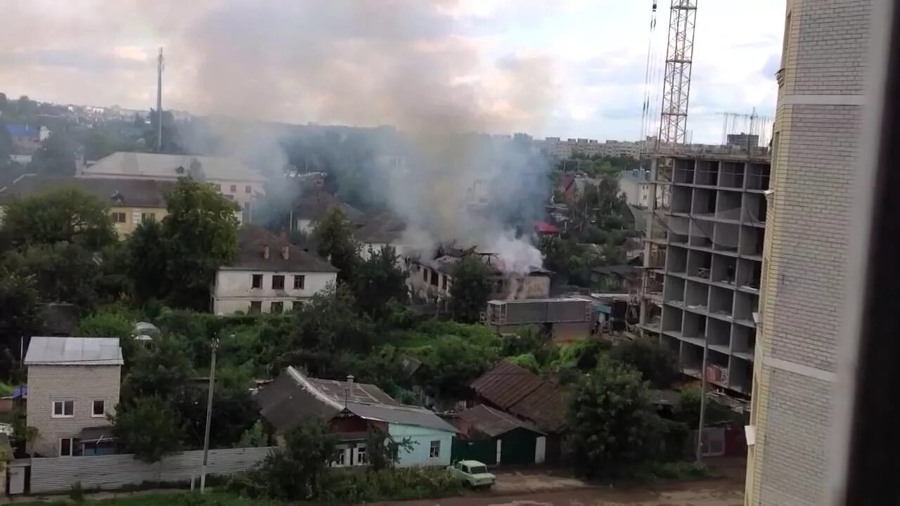 Город орёл пожар Орловская. Пожар Атолл Орел. Орёл пожар в районе привала. Силикатный район Орел. Обстрел орла сегодня