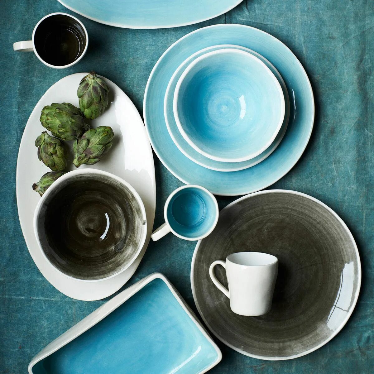 Набор посуды «Tiffany Blue». Посуда Staffordshire Tableware Hampton Court. Посуда на холсте. Набор Cook eat, голубой.