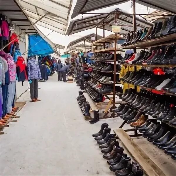 Космонавтов 59 город барнаул. Китайский рынок в китае. Китайка рынок барнаул. Китайский рынок барнаул. Китайский рынок в барнауле на космонавтов пуховики.