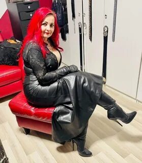 gloves - @femalepinhead on Tumblr