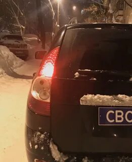 Стоп сигнал приора универсал