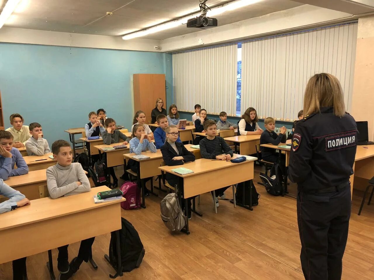 директор школы 16 энгельс. школа 30 архангельск. школа 30 михайловск. сайт школы 30 учителя. школа 30 учителя начальных классов.