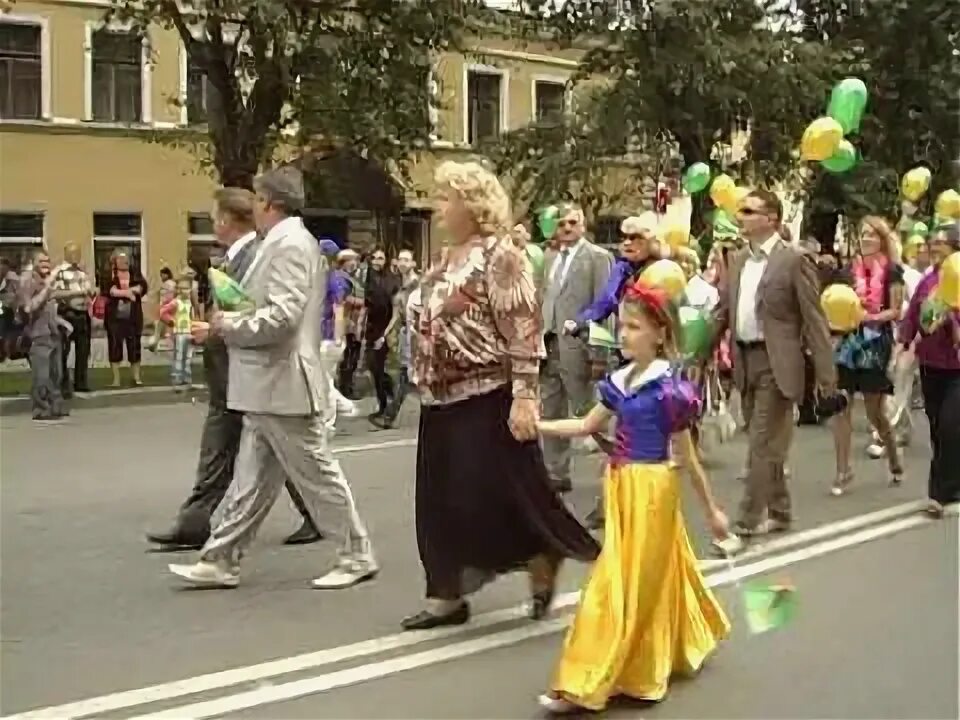 День города омск. Киров население. День города в королеве. Август красноярск. 25 августа день города красноярск.