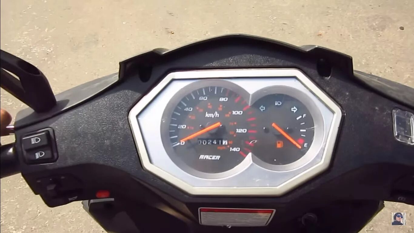 Спидометр dio 35zx. Максимальная скорость мопеда альфа 50 кубов. Скутер racer stells rc150t-15. Максималка 50 кубов. Спидометр на вайпер шторм 150.
