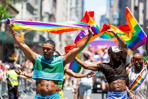 NYC Gay Pride March 2022 in pics - Brooklyn Vegan LGBTQ Breaking News.