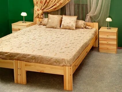 Кровать из сосны