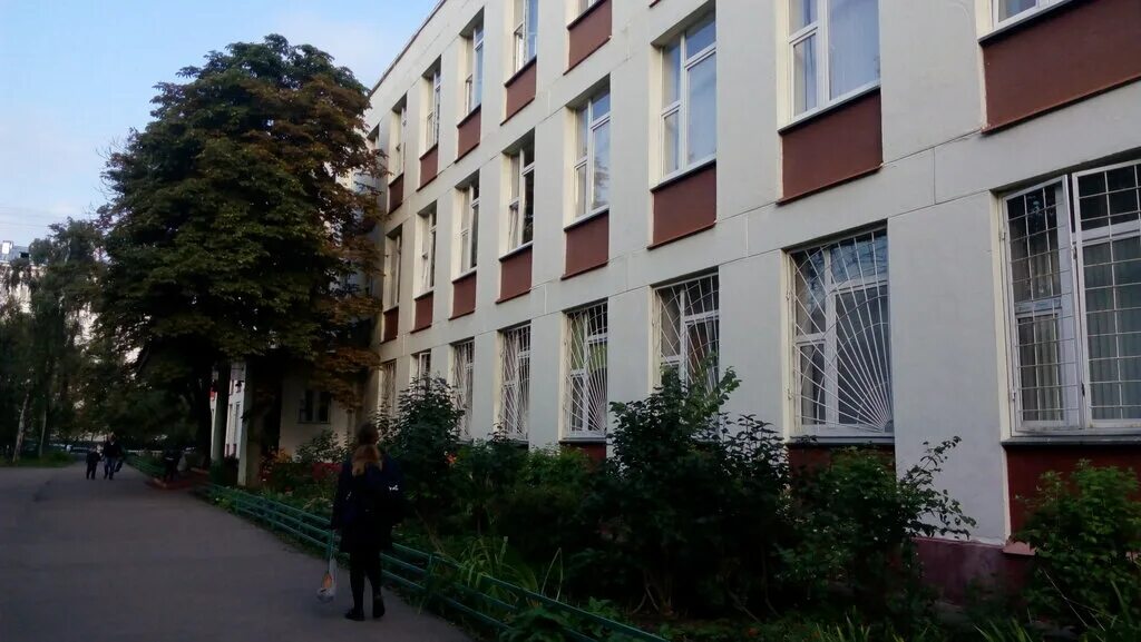 Школа номер 1236 москва. Школа 963 москва. Школа 963 яблочкова 35г. Милашенкова. Школа 963 яблочкова 35г.