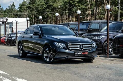 Mercedes 220 2019