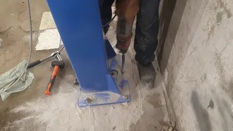 Устанавливаем подъемник в гараже своими руками