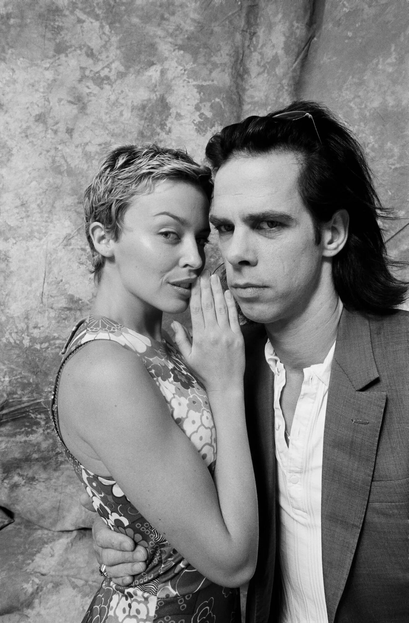 Nick minogue. Nick Cave & Kylie Minogue | where the Wild Roses Gro. Nick Cave Kylie.