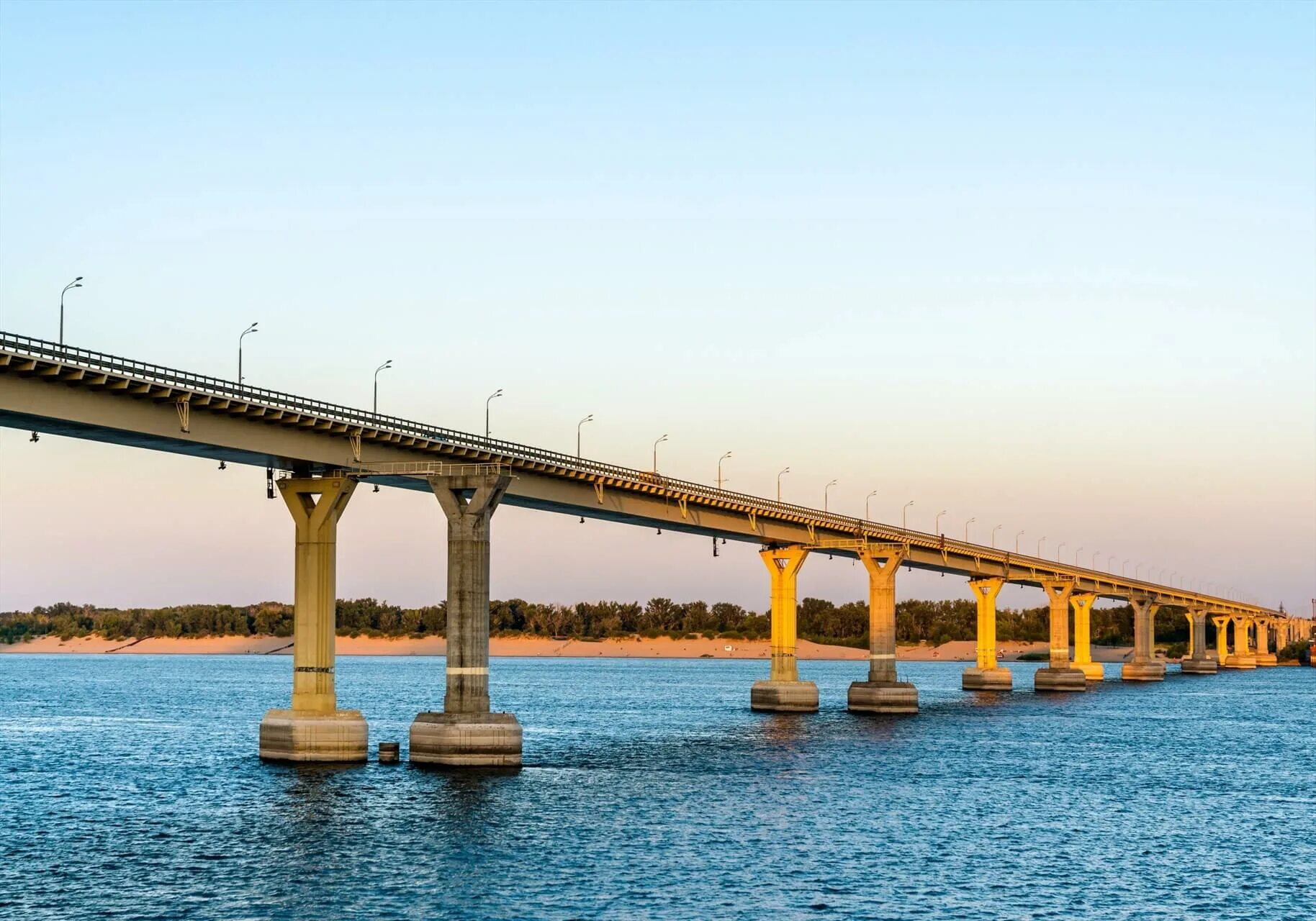 Dancing bridge. Мост через волгу волгоград танцующий. Dancing bridge. Пляшущий мост в волгограде. Волгоград мост через волгу ночью.