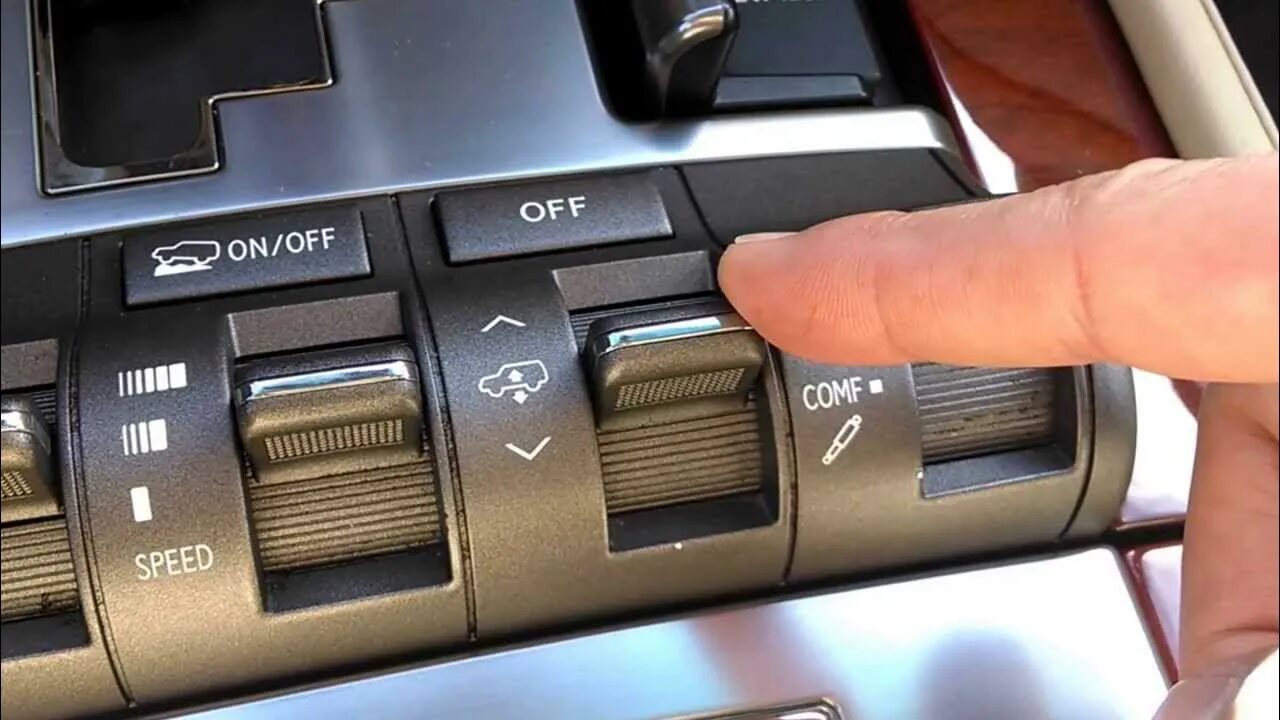 Проверить систему wheel ahc. Система 4 wheel ahc lexus 570. кнопка speed на lx570. кнопки lexus lx570. кнопки в лексус 570.