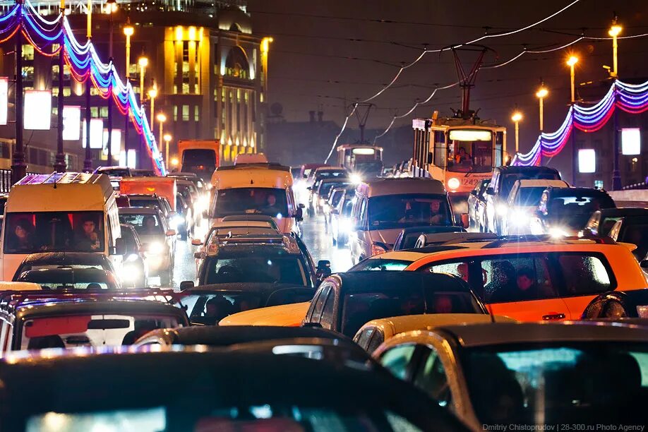 Пробка машин. Пробки в Москве. Красивая автомобильная пробка. Московские пробки. Traffic picture