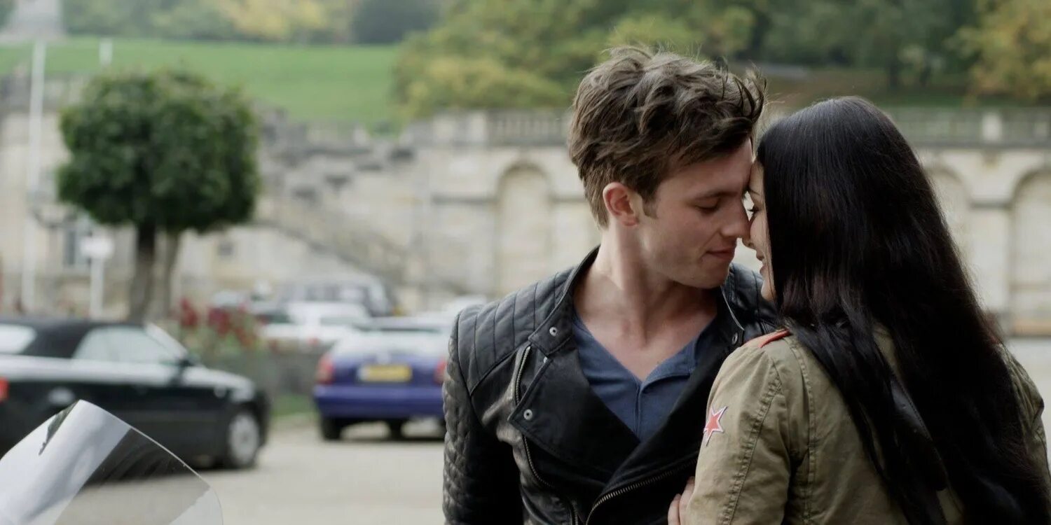 Metal gear solid philanthropy. Big boss mgs 5. Оскар айзек мгс. Таймлесс 2 сапфировая книга. Филантропы 2: страна, где рождается истина фильм 2014.