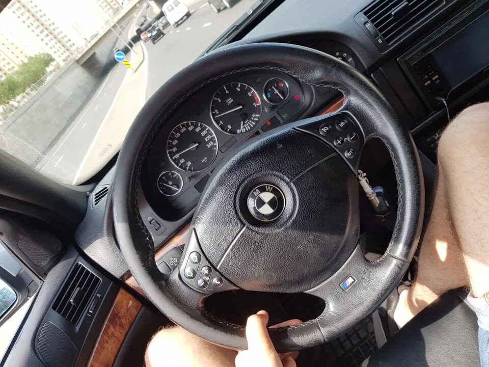 Круиз контроль бмв е39. За рулем bmw e39. м руль бмв е39. кнопки руля бмв е39. кнопки м руля е39.