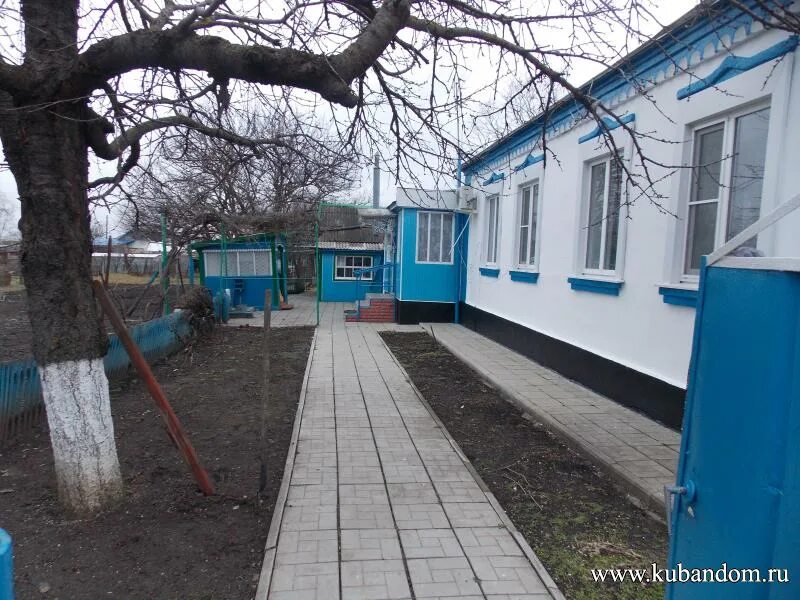 авито работа брюховецкая. дом в ейске краснодарского края. брюховецкая улица кирова. станица переясловская улица садовая. дом в ейске.