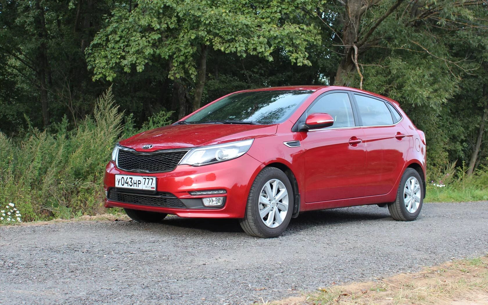 Kia rio купить. Киа Рио 2015. Kia Rio 209. Kia Rio 2015 Red. Киа Рио 2015 красная.