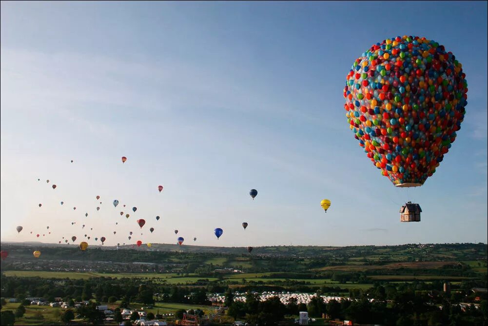 Flying balloon