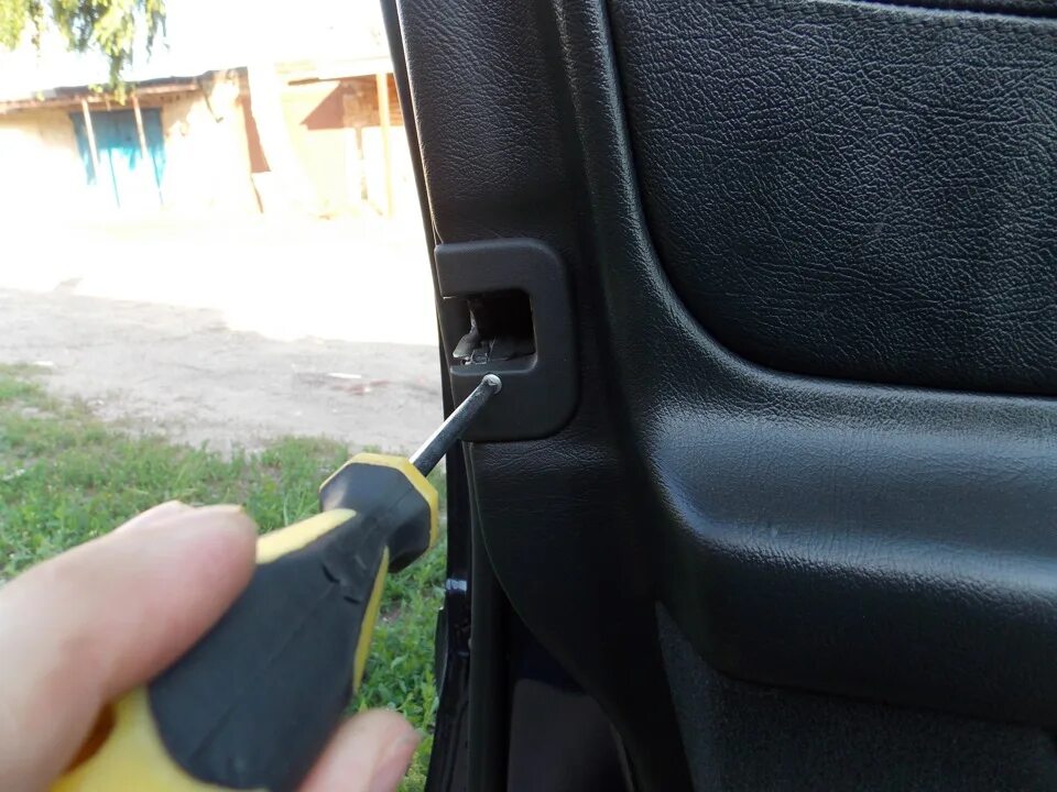 Как снять дверь w210