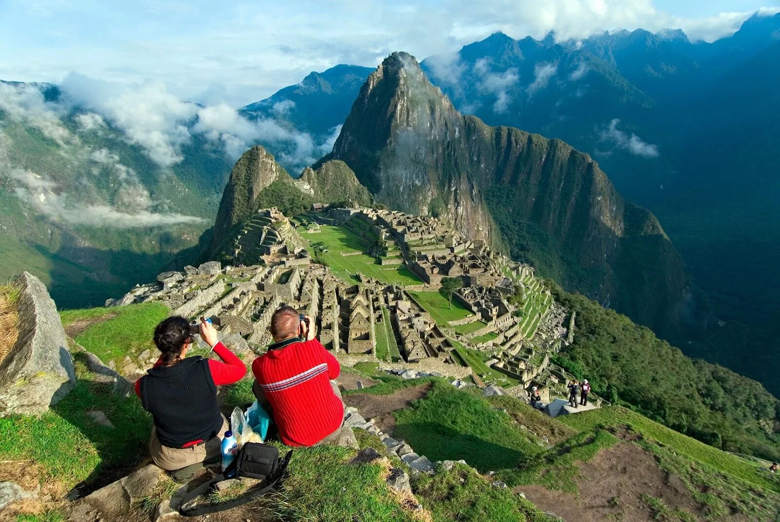 Мачу Пикчу туристы. Мачу-Пикчу Перу туристы. Мачу Пикчу туризм. Machu Picchu Tourists.