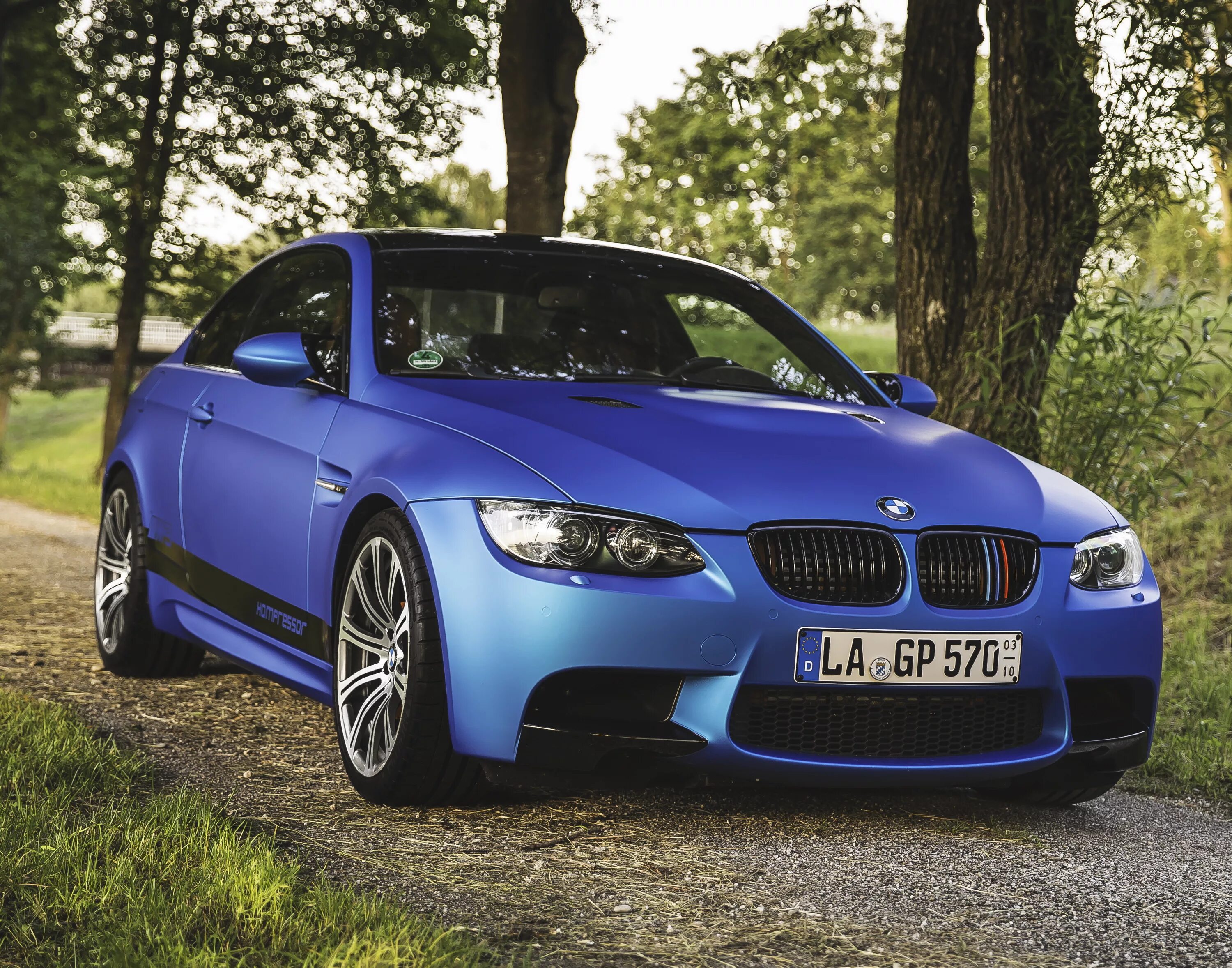 Бмв м3 е. BMW e92. BMW e92 Blue. BMW e92 синяя. BMW e92 голубая.
