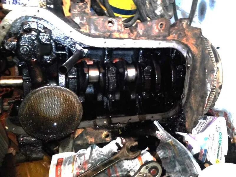 Поддон шевроле нива. Поддон двигателя нива 21214. картер двигателя нива шевроле. поддон двигателя нива шевроле. замена прокладки поддона нива 2121.